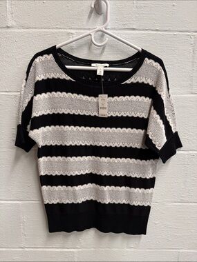 White House Black Market Black & White Striped Open-Knit Crew Sweater